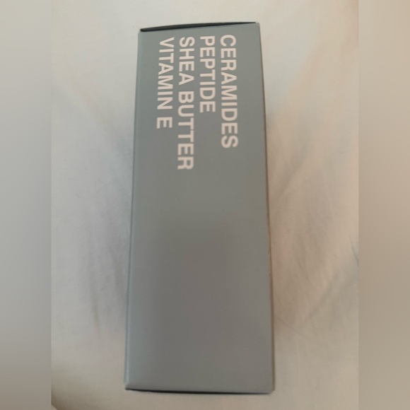 NIB! Rhode Holiday 2025 Glazed Trio gift Set - Picture 3 of 5